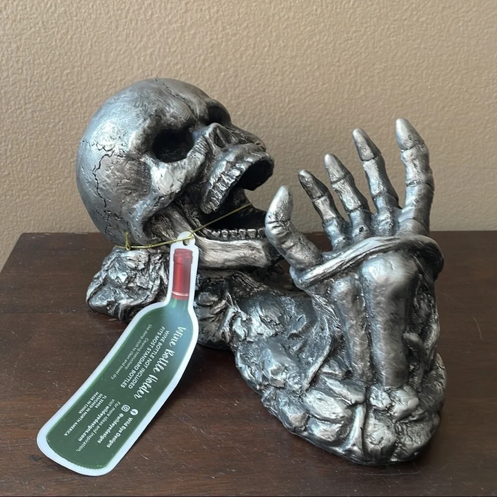New Halloween Skull wine Bottle Holder - Picture 3 of 6